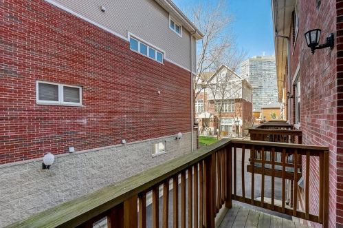 4926 Cornell Ave, Chicago IL  60615-3014 exterior