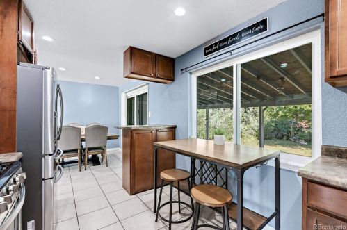 760 Evanston St, Aurora CO 80012-5718 exterior