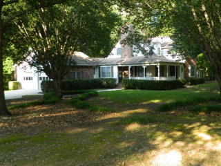 112 Deer Run Dr, Macon, GA 31220-5109