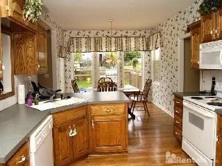 16734 155th Ter, Olathe KS  66062-6746 exterior
