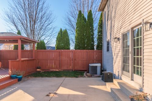 1400 Lariat Dr, Swygert IL  61764-9583 exterior