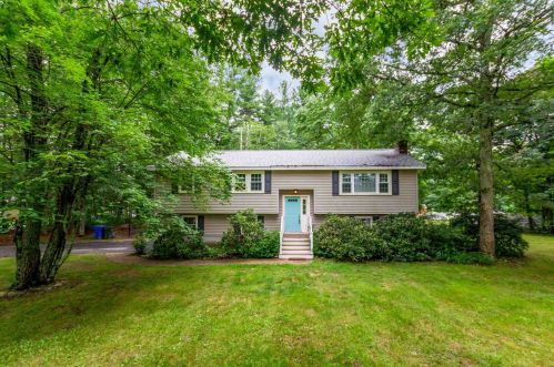 10 Tranquil Dr, Londonderry, NH 03053-4012