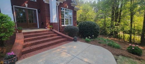 1111 Ridgeview Ln, Bishop, GA 30621-1338