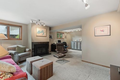 3393 Chandler Rd, Saint Paul MN  55126-3913 exterior