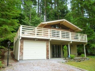 35 Honeycomb Ln, Bellingham, WA 98229-7859