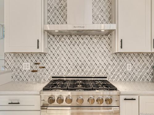 1760 Krameria St, Denver CO  80220-1555 exterior