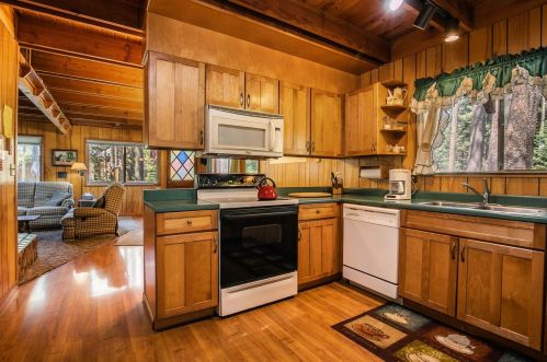 10175 Washoe Rd, Truckee CA exterior