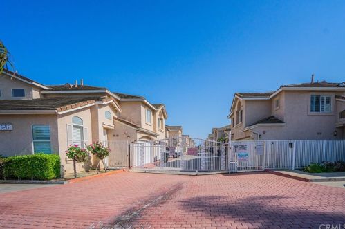 2626 Ball Rd, Anaheim CA  92804-5095 exterior