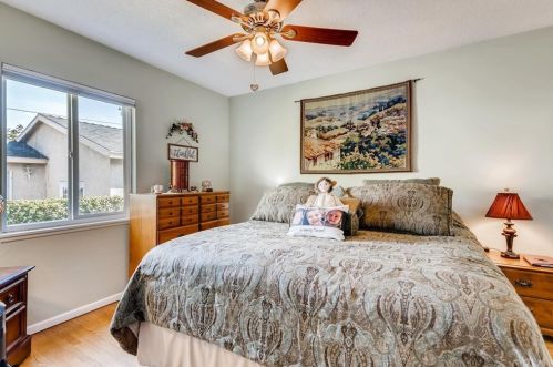 816 Amber Ct, Upland CA 91786-3709 exterior