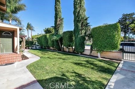 307 Harbor Blvd, Anaheim, CA 92805-2574