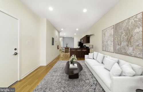 761 5th St, Philadelphia, PA 19147-3041