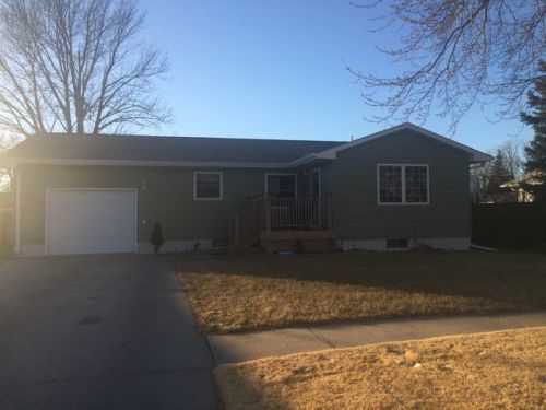 812 Milan Ave, Ravenna, NE 68869-1036