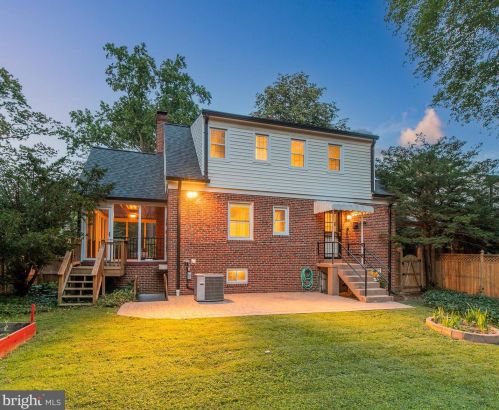 9210 Mintwood St, Silver Spring, MD 20901-3518