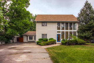 8801 10th Ave, Denver, CO 80215-4806