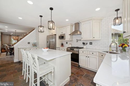 248 Strawbridge Ave, Camden NJ  08108-1809 exterior