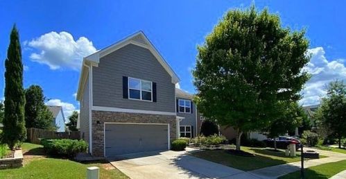 519 Lost Creek Dr, Holly Springs, GA 30188-1632