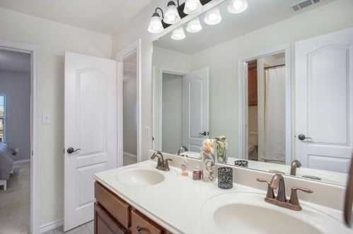 9505 Cholla Cactus Trl, Fort Worth TX  76177-7201 exterior