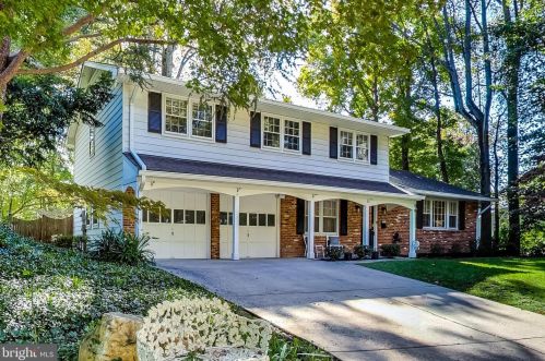 8309 Chivalry Rd, Annandale, VA 22003-1339