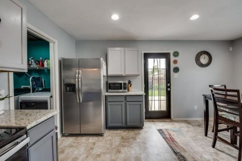 5816 Mirror Ridge Dr, Fort Worth TX  76179-7225 exterior