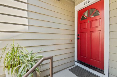 218 Milbrae Ln, Los Gatos, CA 95032-7385