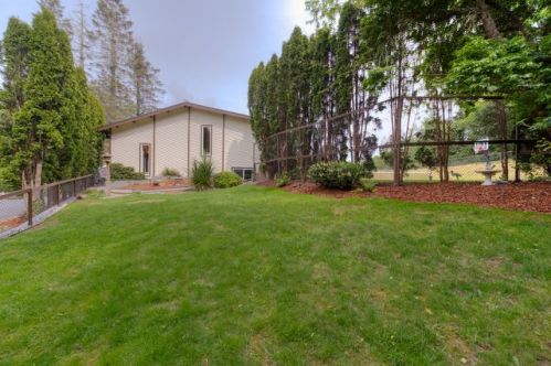 33616 Perkins Ln, Warrenton, OR 97146-7242
