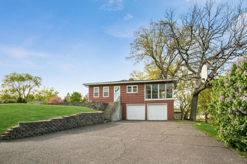 448 Westwood Dr, Minneapolis MN  55422-5272 exterior