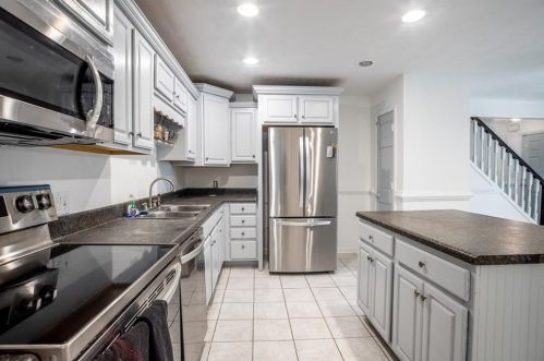 223 Oak Hill Dr, Rockmart, GA 30153-3555