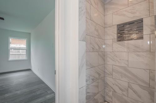 2250 Capri Dr, Fort Worth TX  76114-1949 exterior