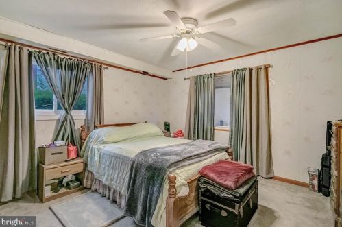 1113 Navahoe Dr, Silver Spring MD 20903-3338 exterior