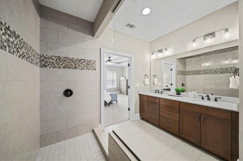 3635 Brookleigh Ln, Atlanta GA  30319-2206 exterior