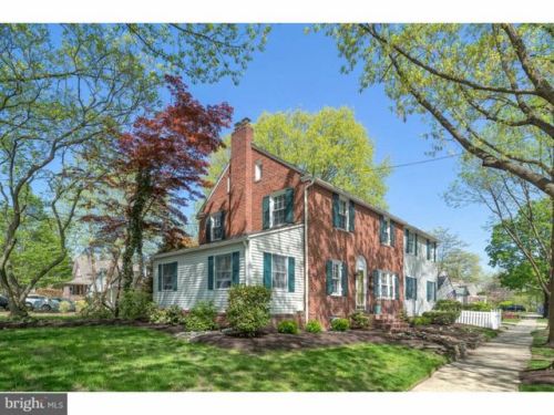 300 Marne Ave, Tavistock, NJ 08033-1004