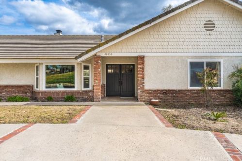 28850 Vallejo Ave, Temecula, CA 92592-2314