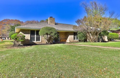 4512 Foxfire Way, Fort Worth, TX 76133-6230