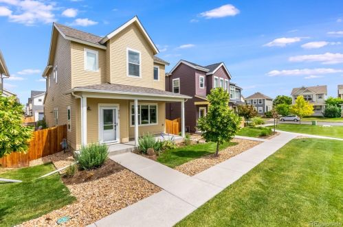 4615 Crestone Peak St, Denver CO  80601-4627 exterior