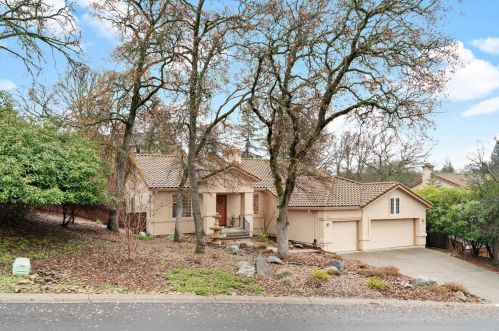 2520 Templeton Dr, Folsom, CA 95762-5843