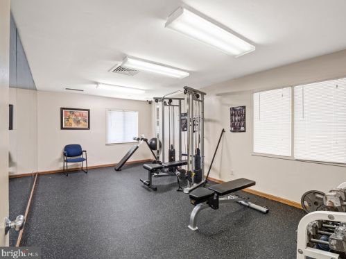 5 Casino Ct, Silver Spring MD 20906-5953 exterior