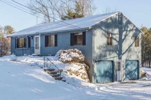 19 Maxwell Dr, Derry, NH 03038-5709