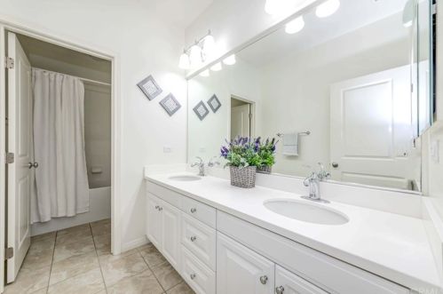 37 Deergrass, Irvine CA  92618-2246 exterior