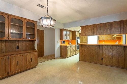 304 Blue Rdg Trl, Austin TX  78746-4538 exterior