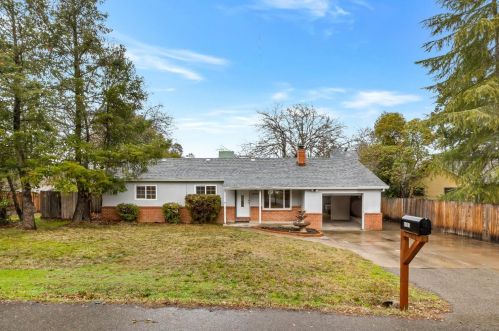 8995 Leedy Ln, Fair Oaks, CA 95628-4007