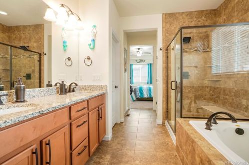 11542 Chambers Dr, Denver CO  80022-6607 exterior