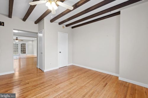 615 Lombard St, Philadelphia PA  19147-1416 exterior