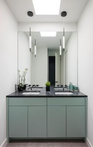 2721 Barton Skwy, Austin TX  78704-4647 exterior