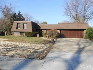 125 Castle Dr, Lake Of The Woods, IL 61525-9238