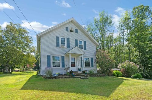 495 Portland St, Rochester, NH 03867-2425