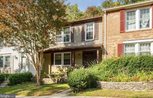 8904 Gutman Ct, Springfield VA  22153-1135 exterior