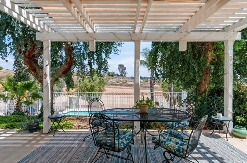 17216 Gamble Ave, Riverside CA  92504-9149 exterior