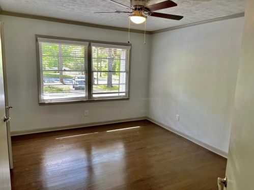 2313 Clairmont Rd, Atlanta GA  30329-3327 exterior