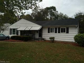 8324 Halprin Dr, Norfolk VA  23518-2146 exterior