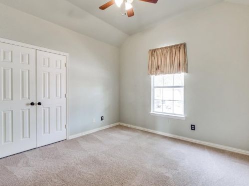 1600 Mdw Ave, Argyle TX 76226-6628 exterior